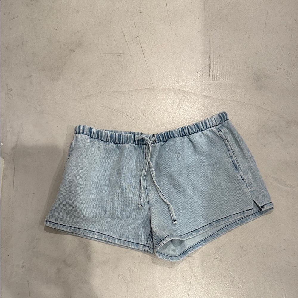 Vanilla Star Light Wash Denim Drawstring Shorts XS